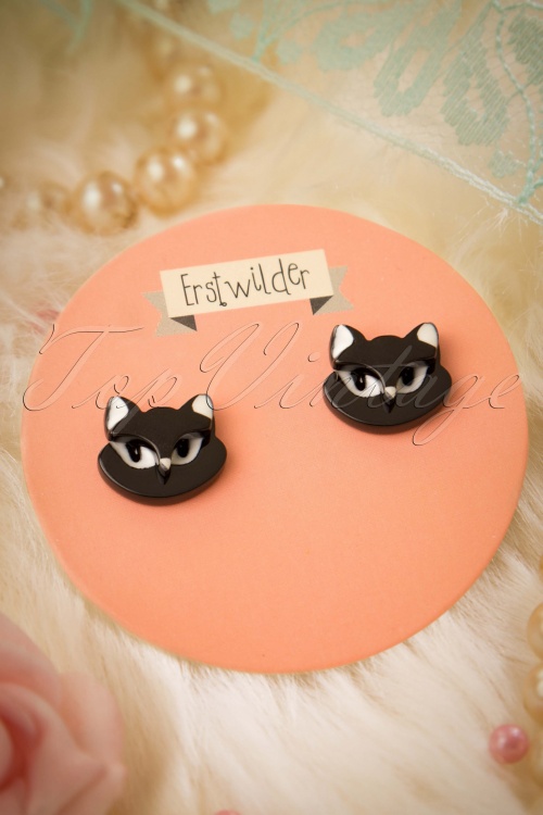 Erstwilder - 60s Carla Cat Earrings