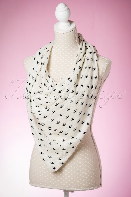 Kaytie - 60s Swallows All Over Me Scarf in Cream 2