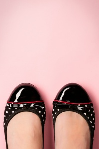 Butterfly Twists - Foldable Ballerina Cara in Black and White Polkadot 3
