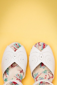 Miss L-Fire - 50s Junebug Sandals in White 3