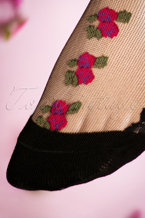 Juliette's Romance - 30s Romantic Rosy Socks in Fuchsia 2
