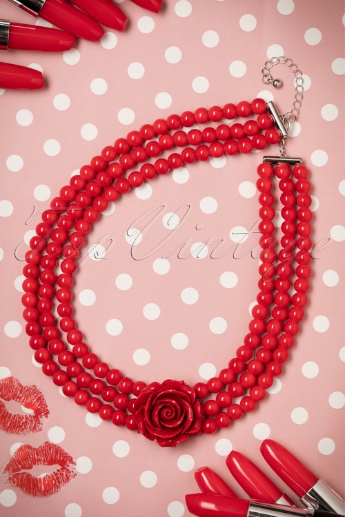 Collectif Clothing - Pretty Rose Pearl Necklace Années 50 en Rouge