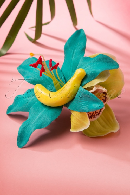 Lady Luck's Boutique Hairflowers with Banana 200 30 18657 20160620 0011W