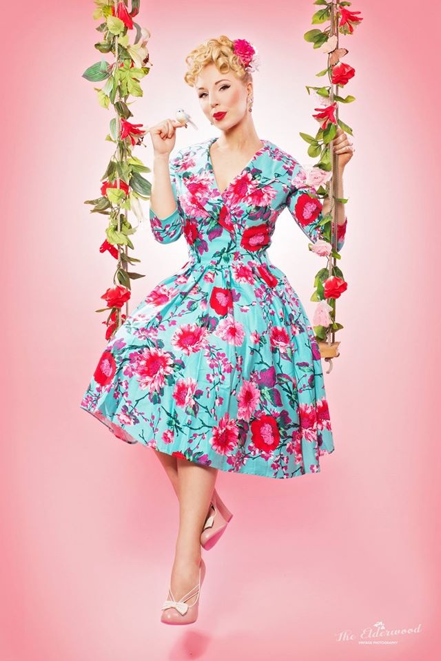 Pinup Couture - Birdie bloemenjurk in turkoois en roze 4