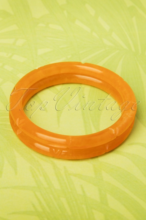 Splendette - TopVintage Exclusive ~ Muriel Carved Bangles Set Années 20 en Caramel