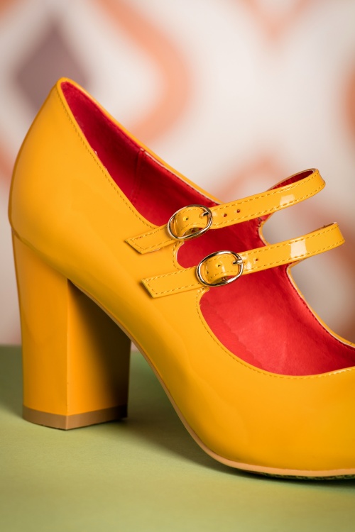 Banned Retro - 60s Golden Years Lacquer Pumps in Mustard 4
