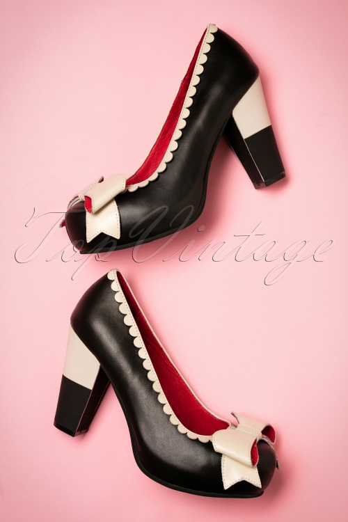Lola Ramona - 50s Angie Bow Leather Pumps in Black and Cream 2