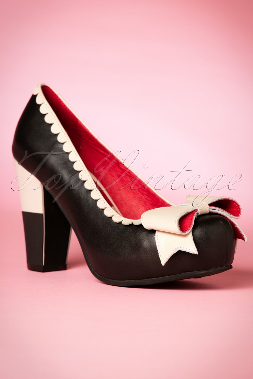50s Angie Bow Pumps Black and Cream