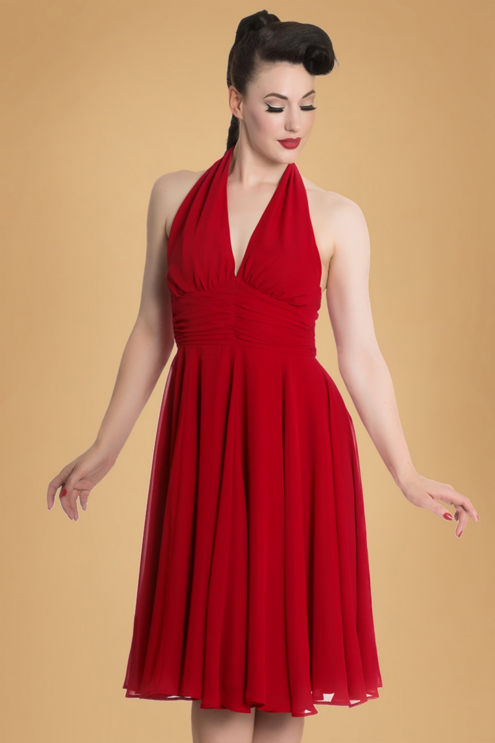 2019 year looks- Monroe Marilyn red dresses pictures 2019 year lifestyle- Monroe Marilyn red dresses pictures