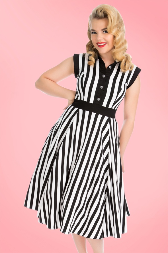 Hearts & Roses - Debra Stripes swingjurk in zwart en wit 2