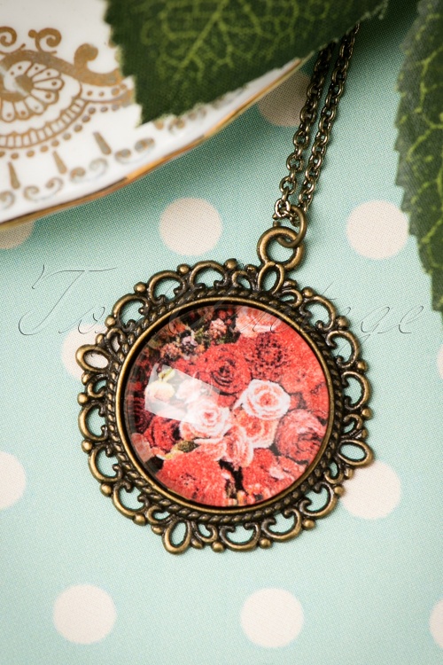 Sweet Cherry - 40s I Love My Bouquet of Roses Necklace 2