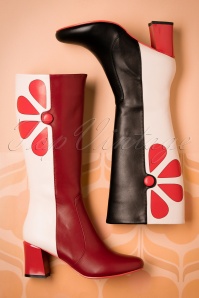 Banned Retro - 60s Strawberry Fields Forever Boots in Black and Cream 9
