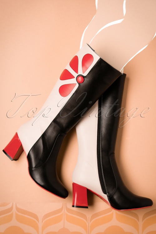 Banned Retro - 60s Strawberry Fields Forever Boots in Black and Cream 8