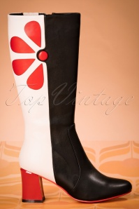 Banned Retro - 60s Strawberry Fields Forever Boots in Black and Cream