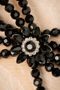 Lovely - 50s Audrey Jet Flower Bracelet in Black 3