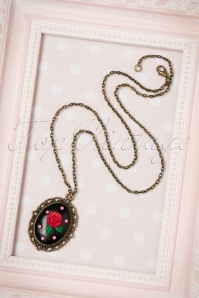Sweet Cherry - My Sweet Rose Necklace Années 40 4