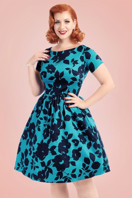 Lady V by Lady Vintage - Eloise Swing-Kleid mit Blumenmuster in Blaugrün