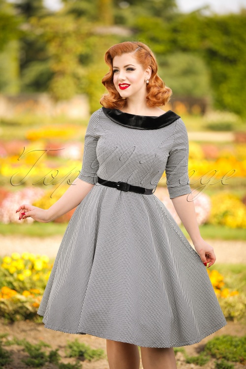 Bunny - 40s Jackson Houndstooth Dress in Black and White